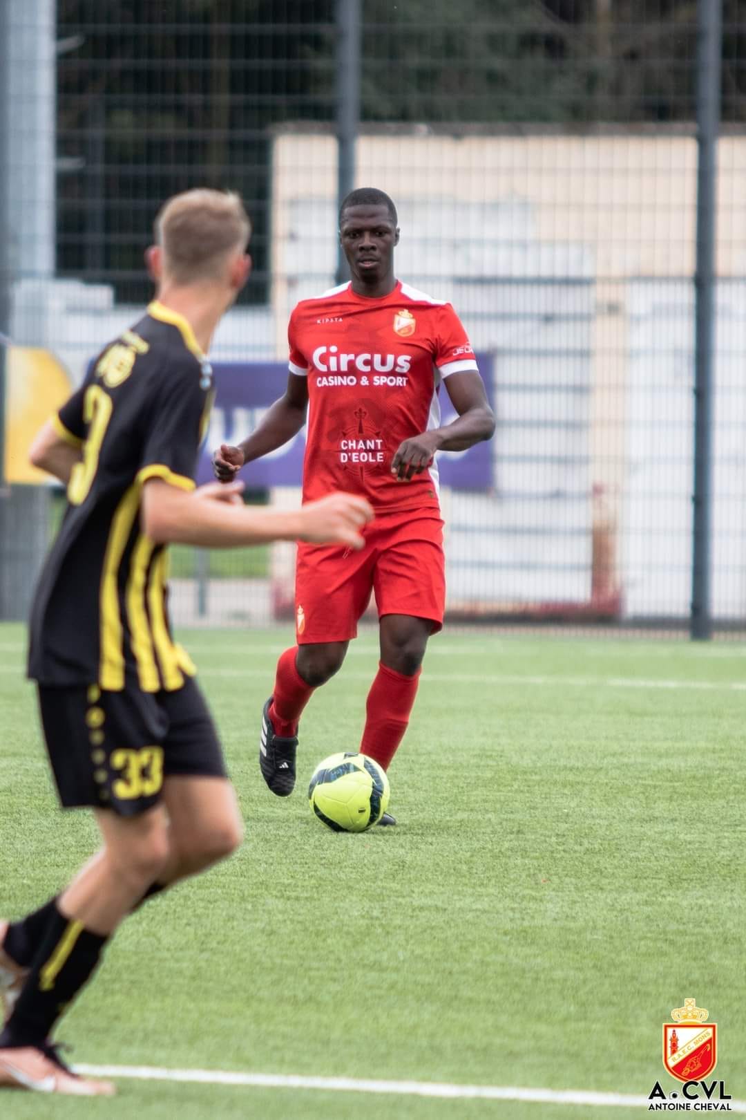 Sylvain Mathé Luvagho, joueur du RAEC Mons