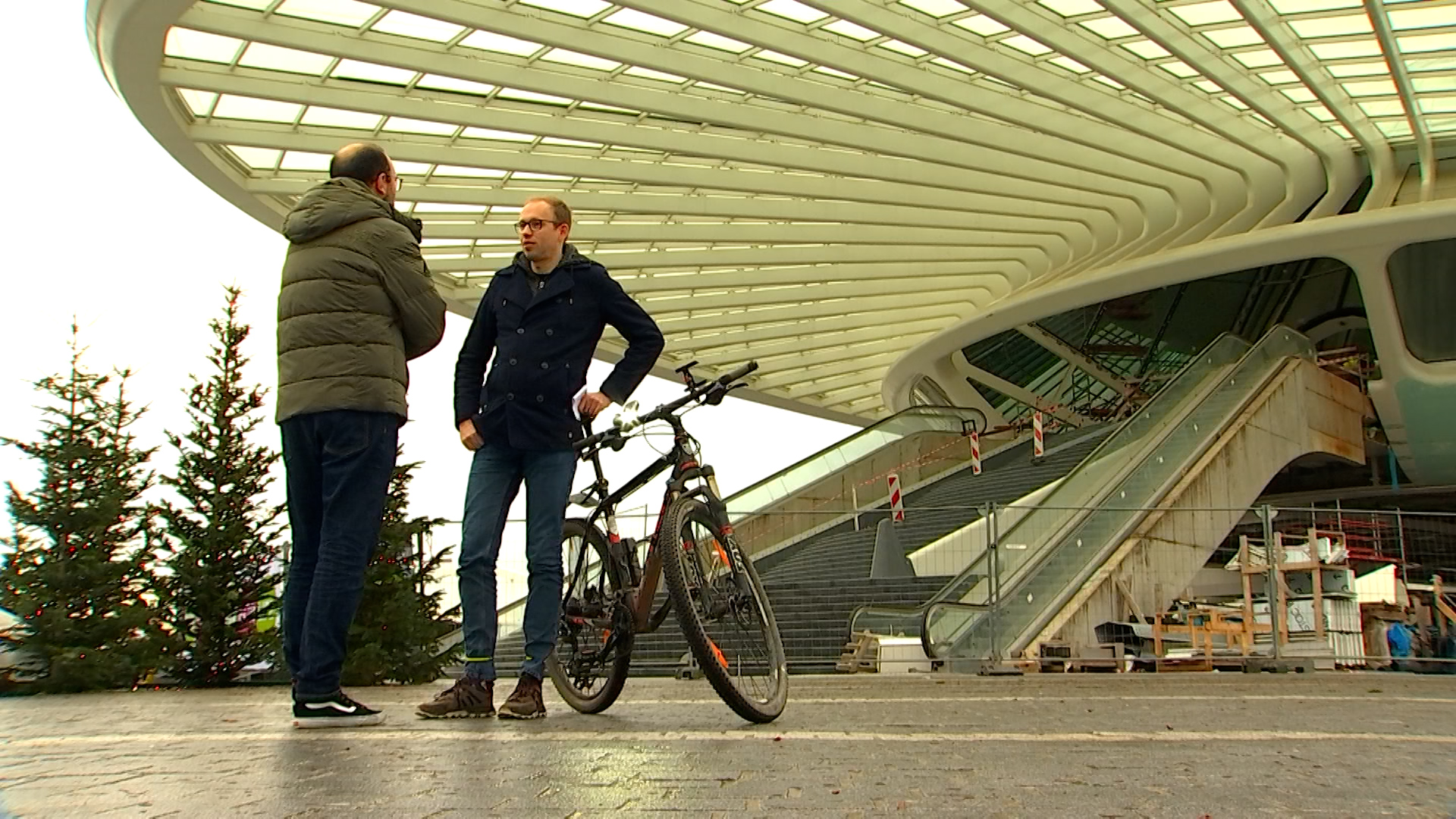 Michael Hoste, membre actif du GRACQ Mons espère une meilleure place pour les vélos autour de la nouvelle gare