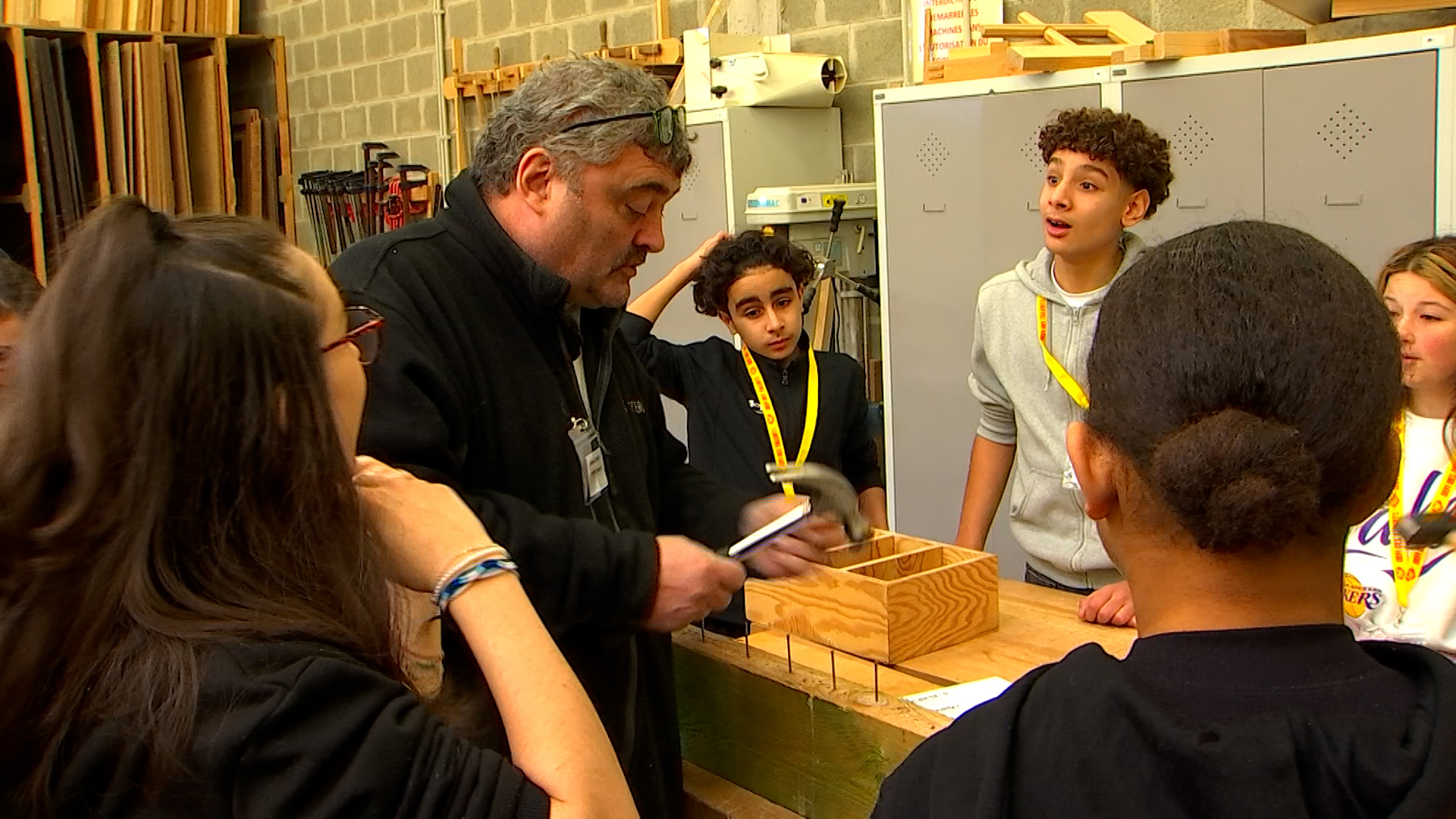 Atelier menuiserie au Défi des Talents