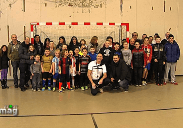 Atout Mag au futsal avec les jeunes de Colfontaine