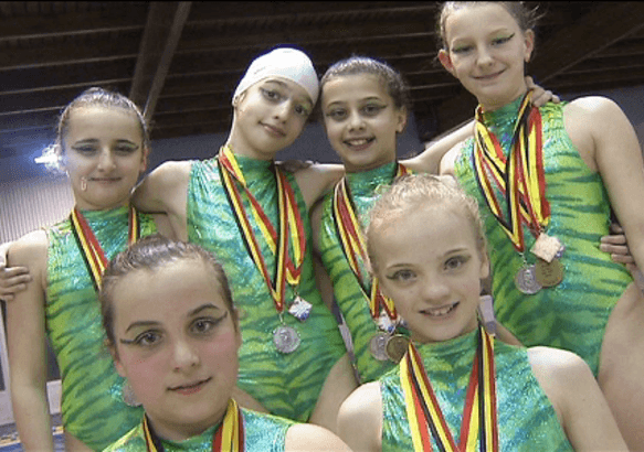 Natation synchronisée - Les castors championnes ! 