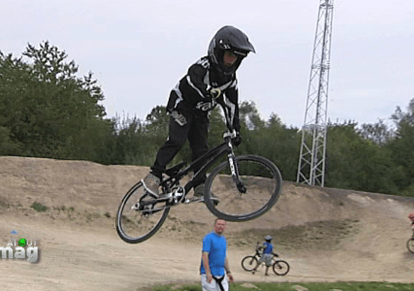 BMX - Une école de BMX qui marche du tonnerre au Q Bike de Quaregnon !