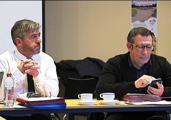 Zone de secours: Le commandant démissionne.
