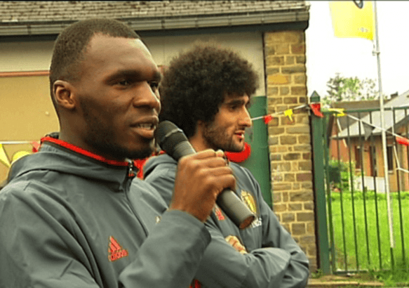 Mons - Fellaini et Benteke en visite à l'Arbre Vert ! 