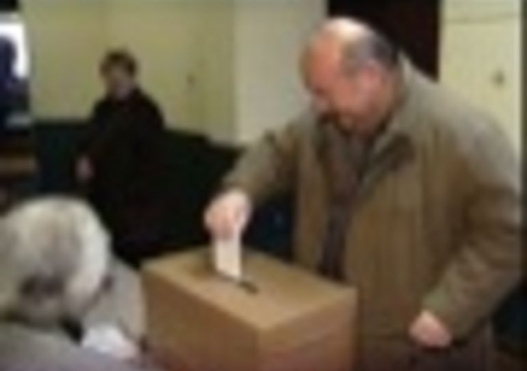 26/11/2007-Colfontaine:Poll pour un nouvel échevin