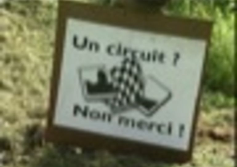 17/01/2008:La ministre fonck contre le circuit moto