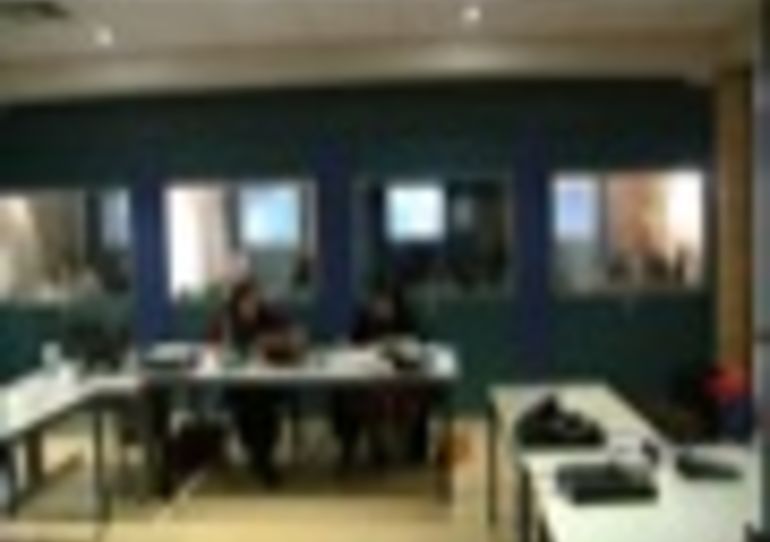 29/01/2008-Mons:L'Ecole d'Interprètes intègre l'Université de Mons-Hainaut