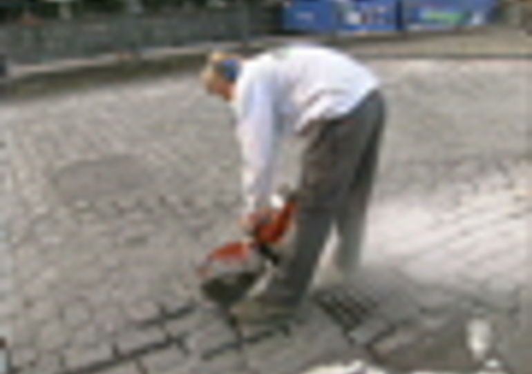 19/08/2009 - Mons : Travaux et changements de la circulation Place Léopold