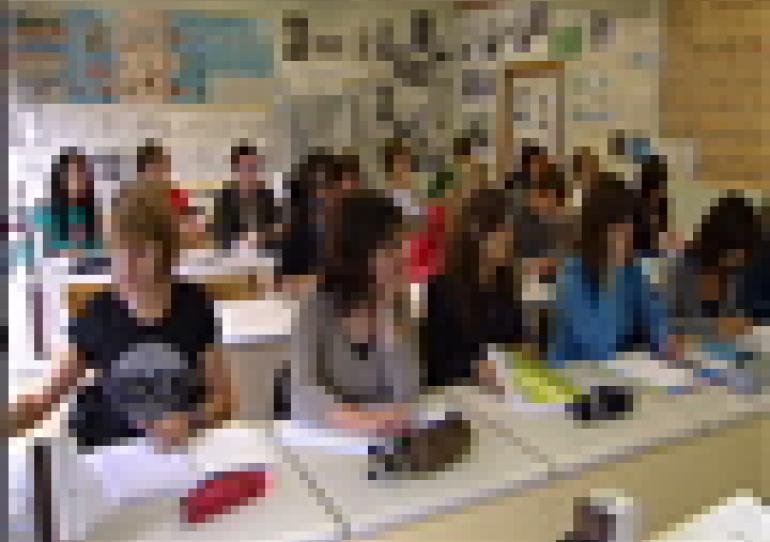 04/09/2009 - Mons : Des étudiants étrangers au collège Saint-Stanislas 