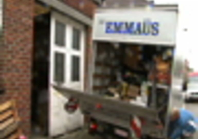 03/11/2009 - Ghlin : Emmaus est débordé