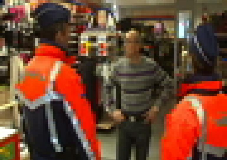 06/01/2010 - Mons : Prévention de la Police Boraine pendant les soldes